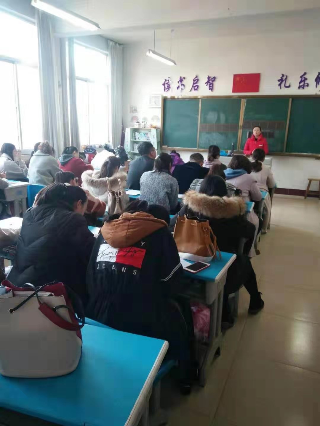 鋒格練字走進(jìn)棲霞實驗小學(xué)