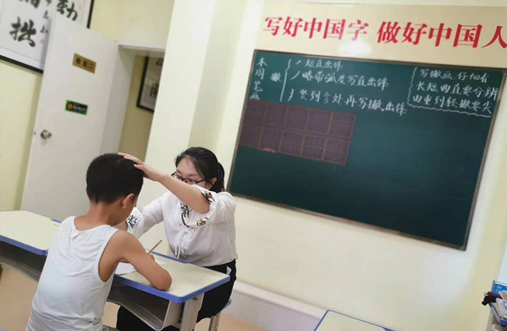 鋒格練字北京懷柔校區(qū)，少兒楷書練字一對(duì)一指導(dǎo)中！