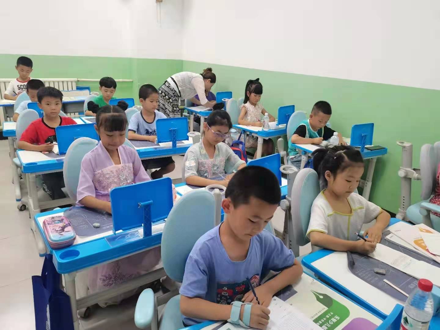 書法加盟多少錢？—鋒格練字甘肅白銀靖遠校區(qū)